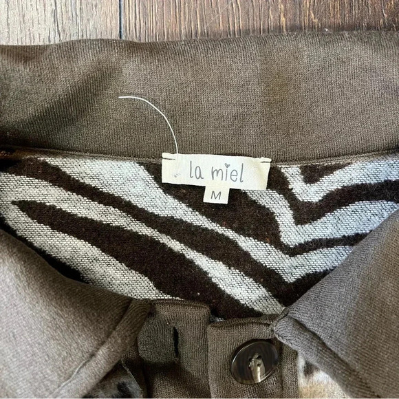 La Miel patch fleece shacket (NWOT) SZ MED - Picture 2 of 5